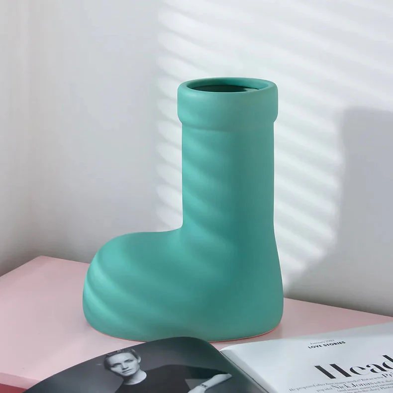 Ankle Boots Vase - Image 12