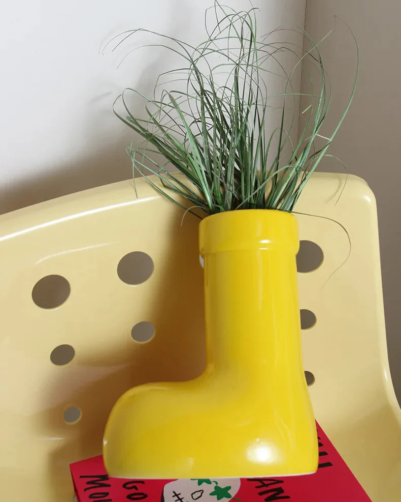 Ankle Boots Vase - Image 6