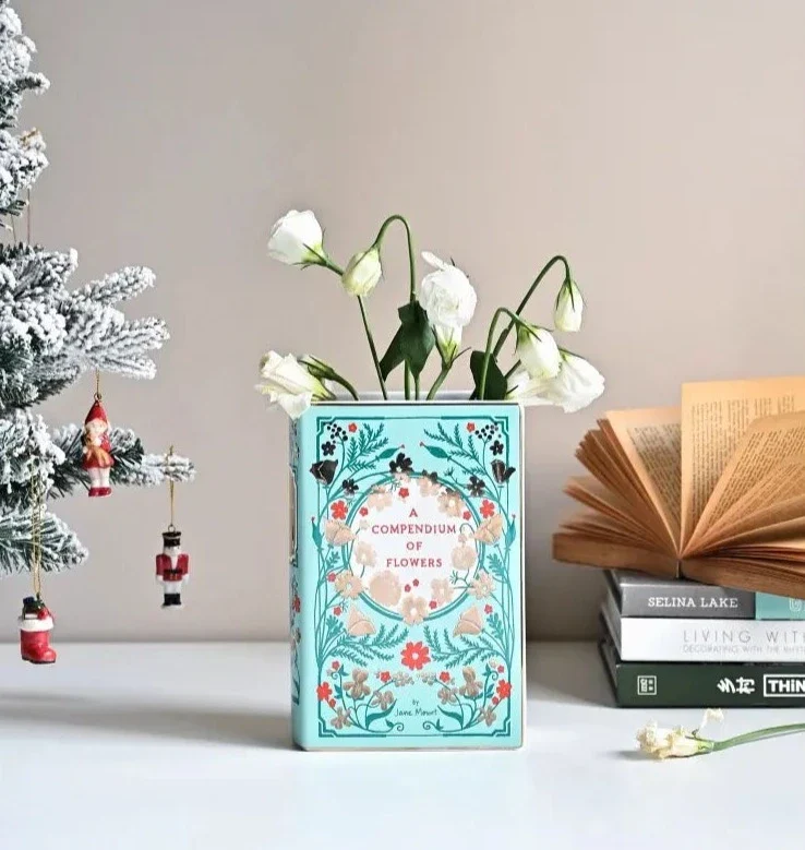 Art Book Vase - Image 2