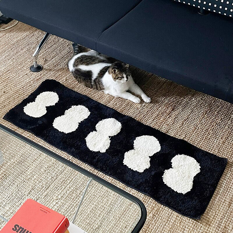 Black & White Abstract Narrow Rug - Image 3