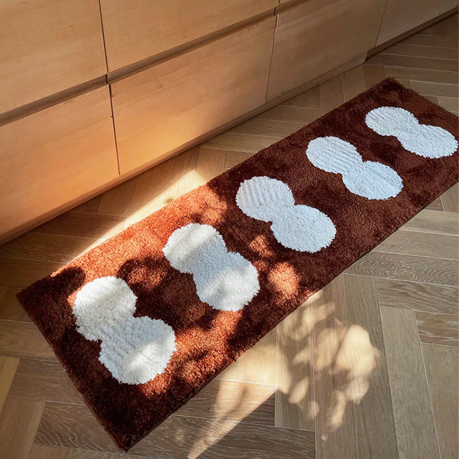 Black & White Abstract Narrow Rug - Image 4