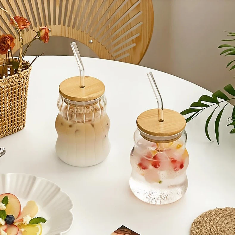 Borosilicate Ribbed Glass Cup - with lid