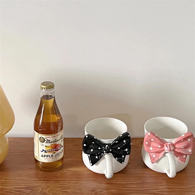 Bow Mug - Image 2