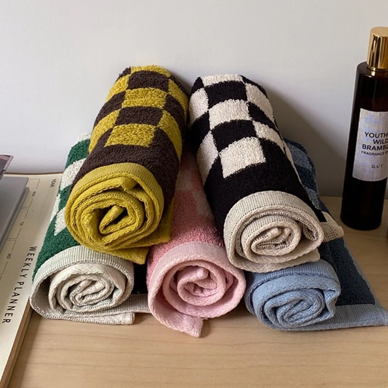 Checkerboard Towels - Image 2
