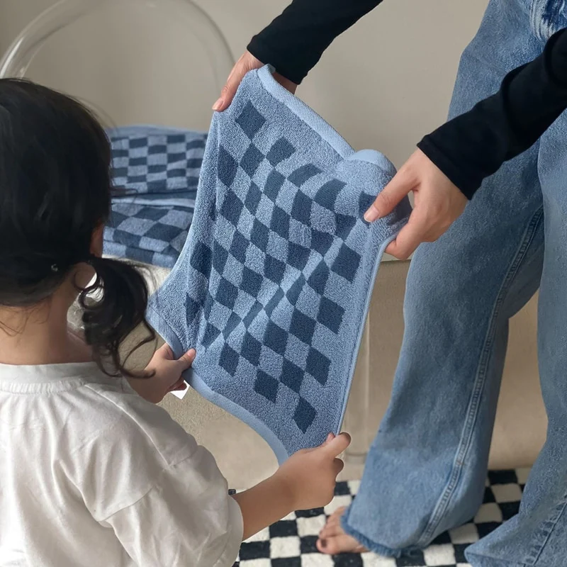 Checkerboard Towels - Image 5