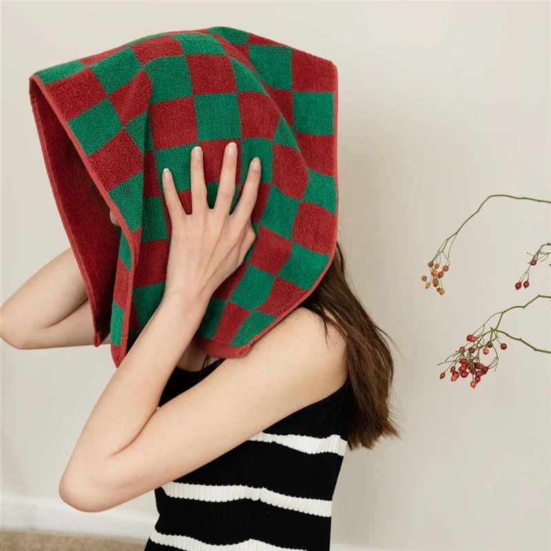 Checkered Cotton Towel - 2 Colours - Image 6