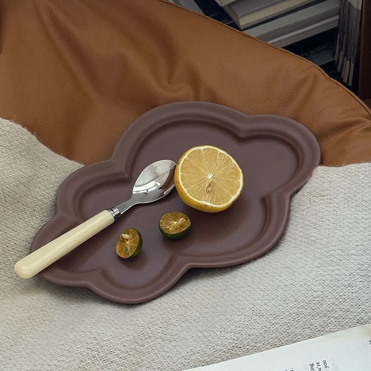 Cloud-Shaped Ceramic Plate – Cute Tableware for Snacks & Decor - Image 7
