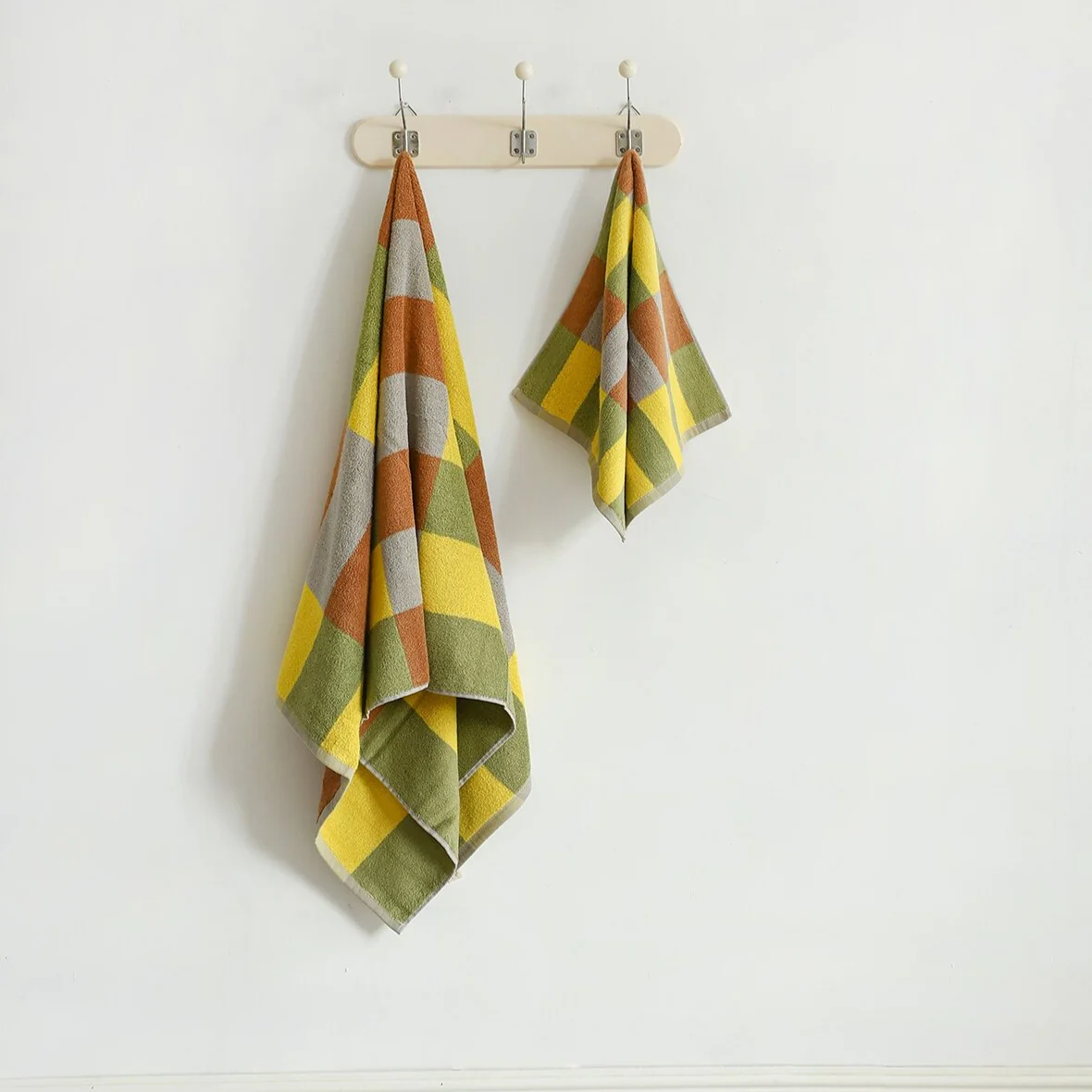 Colour Block Towels - Small Tile - Image 13