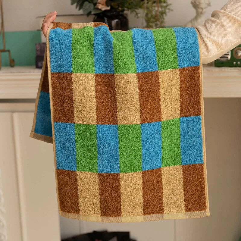 Colour Block Towels - Small Tile - Image 3