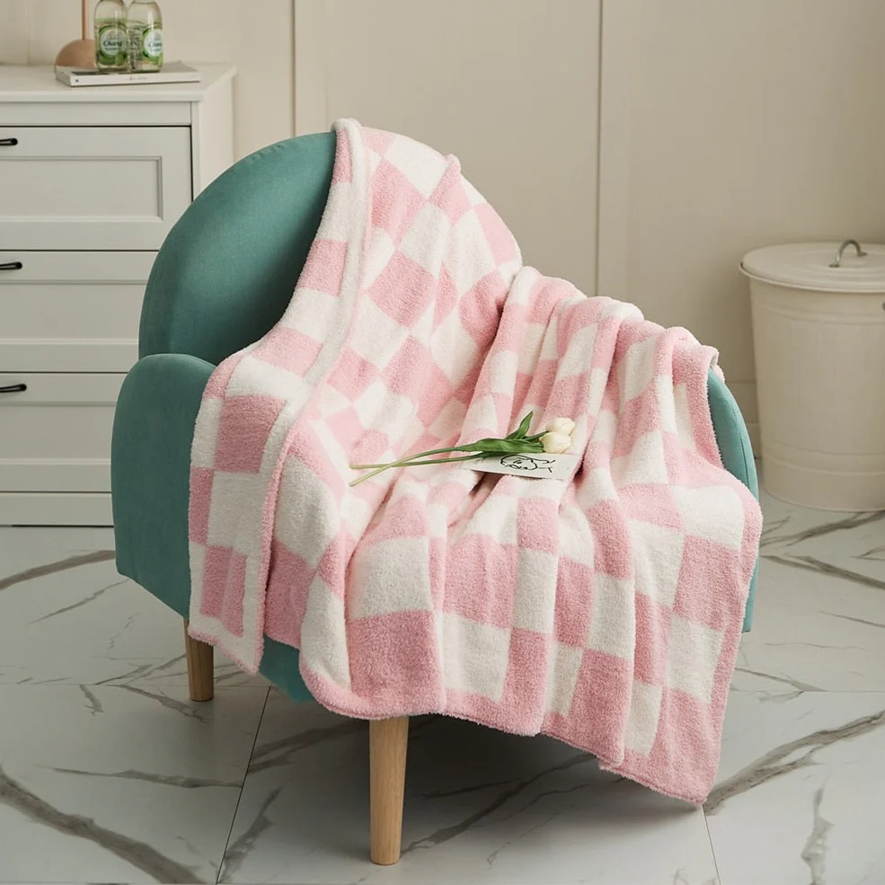 COLOURFUL CHECKERBOARD THROW - Image 30