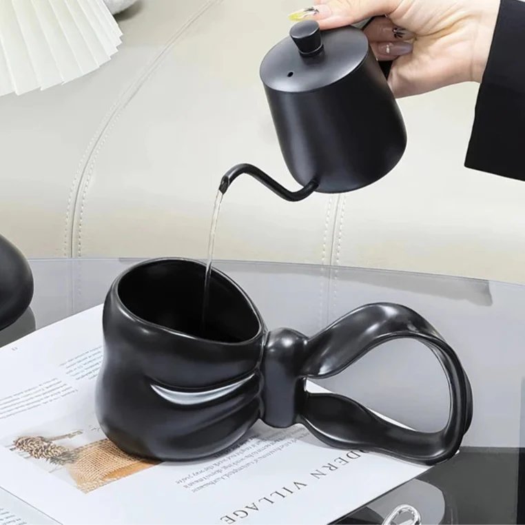 Creative Bowknot Handle Ceramic Mug - Image 4