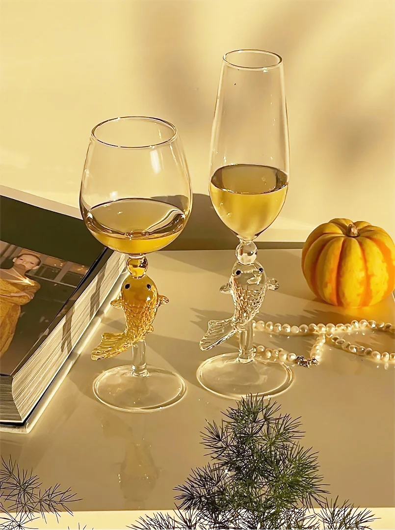 Creative New Year Goldfish Handle Wine Glass - Image 10