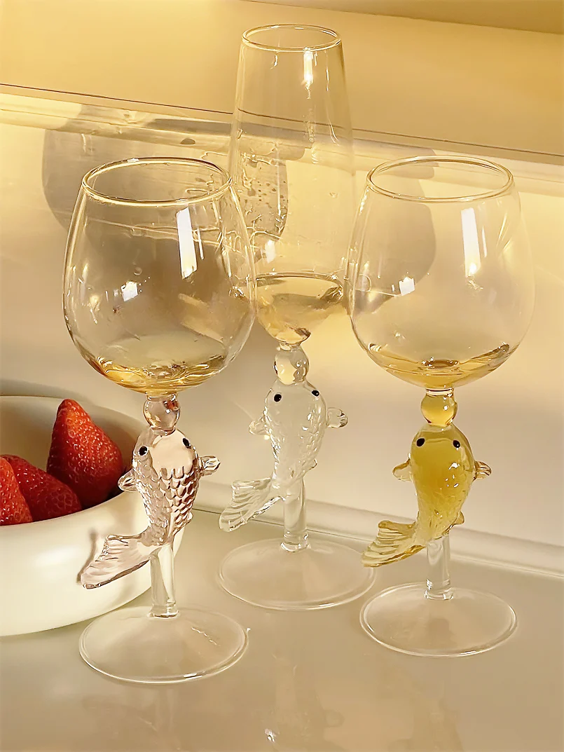 Creative New Year Goldfish Handle Wine Glass - Image 12