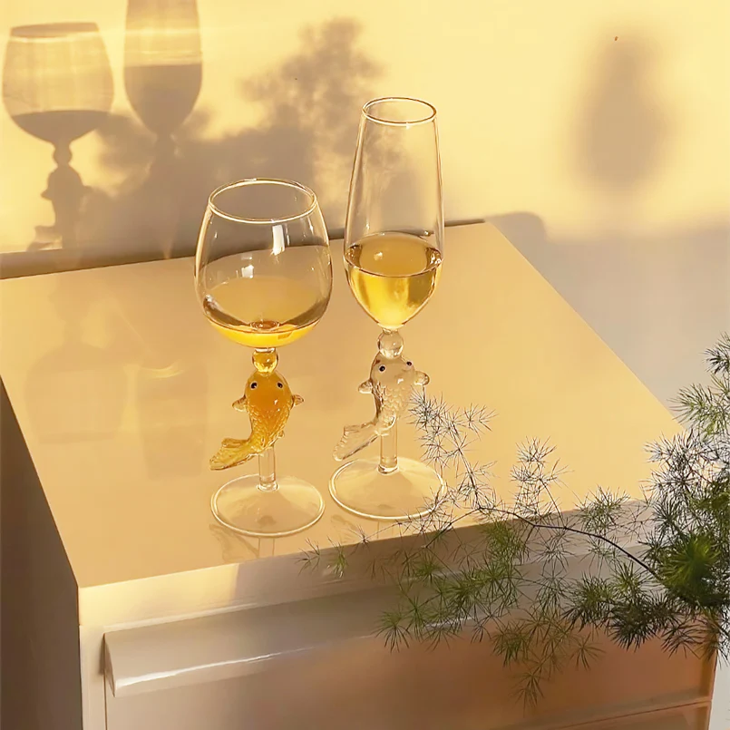 Creative New Year Goldfish Handle Wine Glass - Image 4