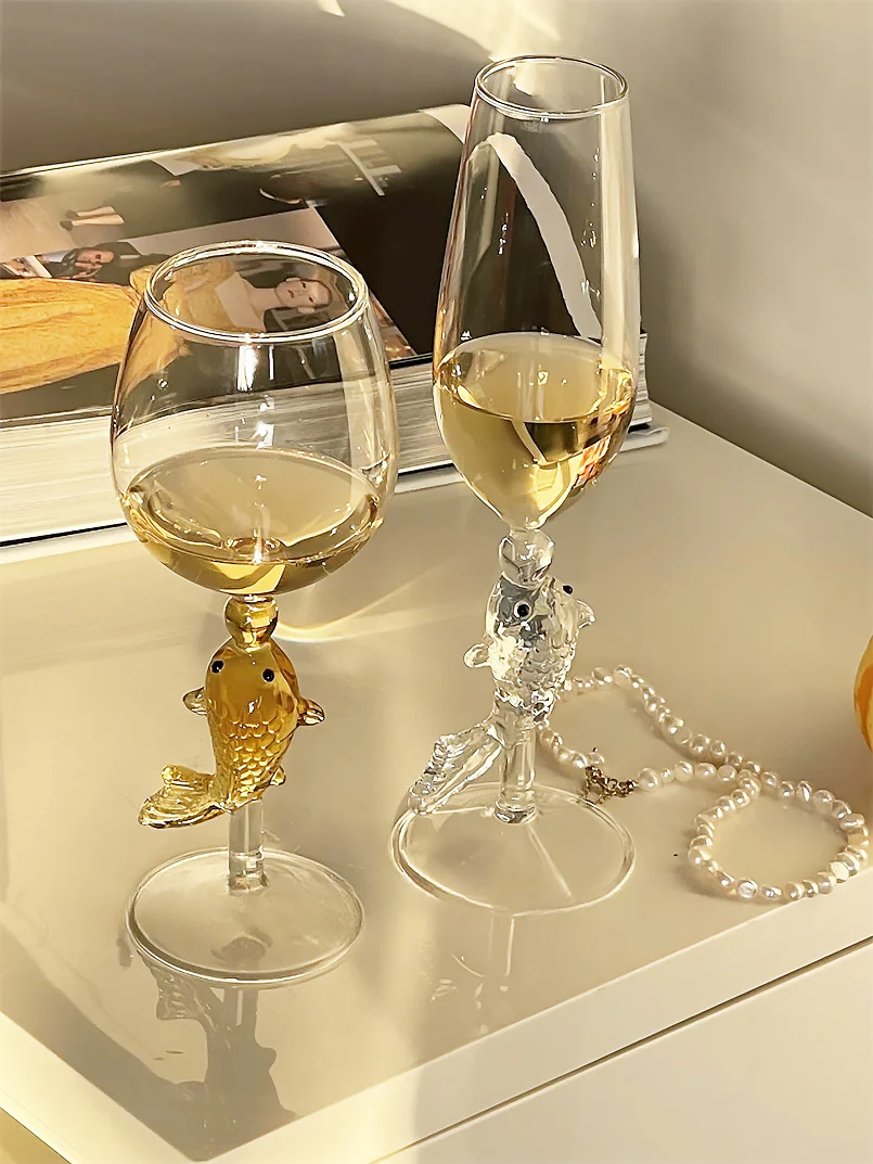 Creative New Year Goldfish Handle Wine Glass - Image 8