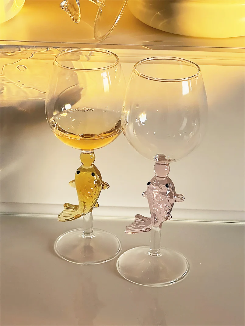 Creative New Year Goldfish Handle Wine Glass - Image 9