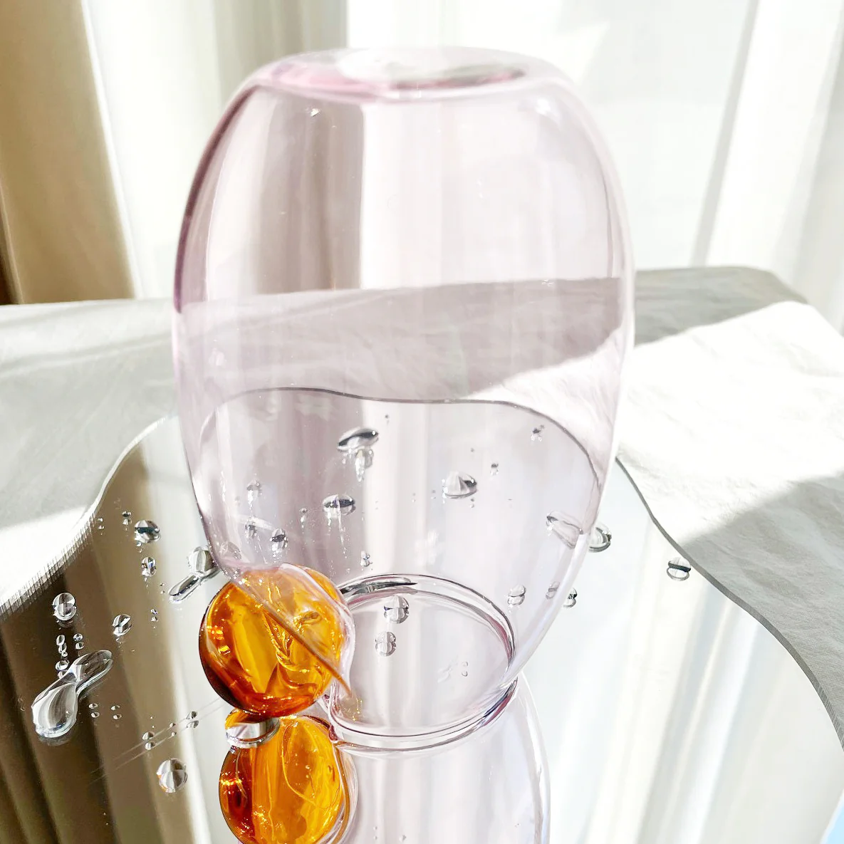 Crushed Glass Cup with Globe - Image 6