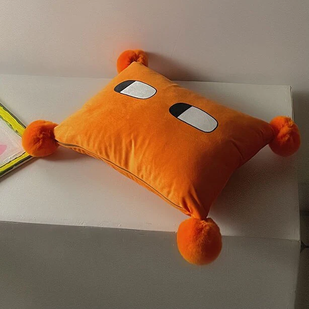 Curious Face Cushion - Image 7