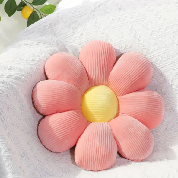Daisy Plush Cushion - Image 10