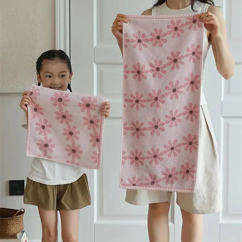 Daisy Towel - Image 2