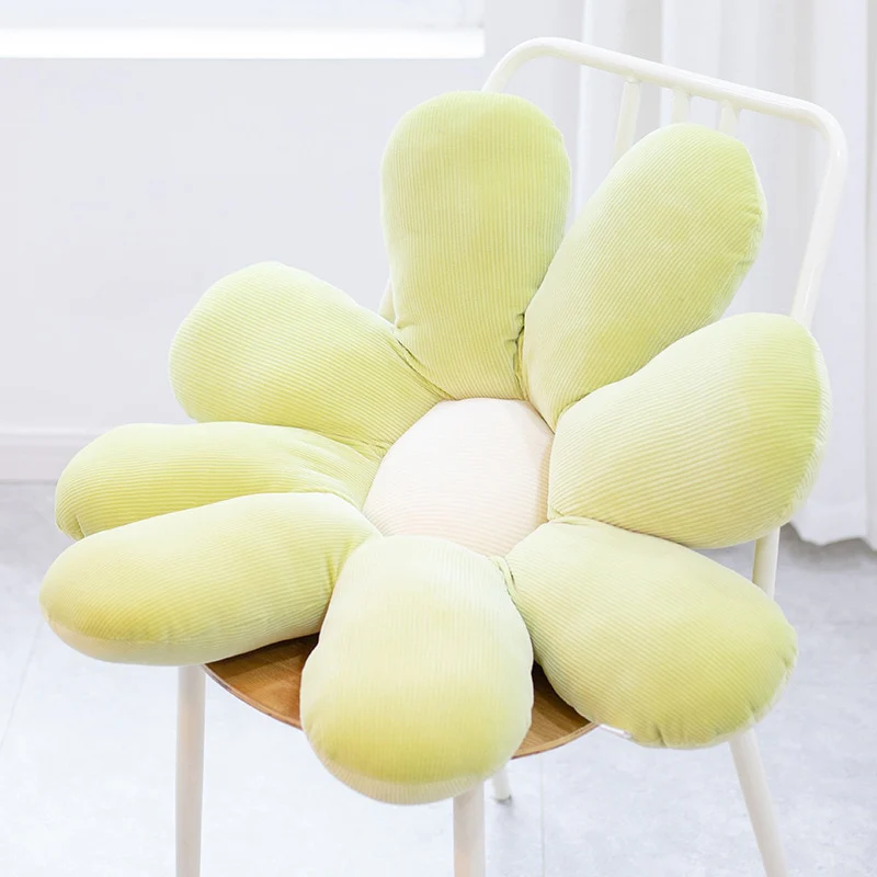 Fluffy Daisy Cushion - Image 12