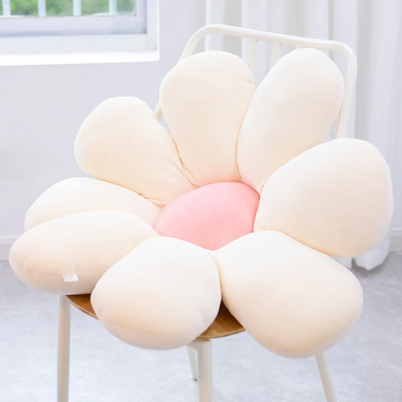 Fluffy Daisy Cushion - Image 18