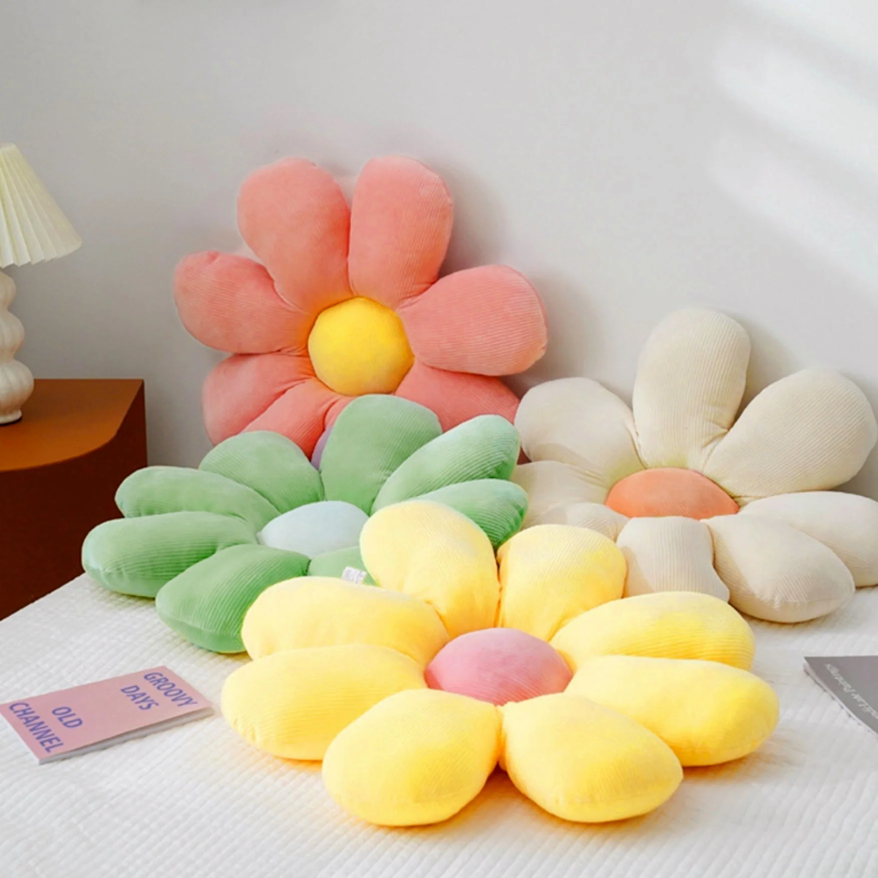 Fluffy Daisy Cushion - Image 4