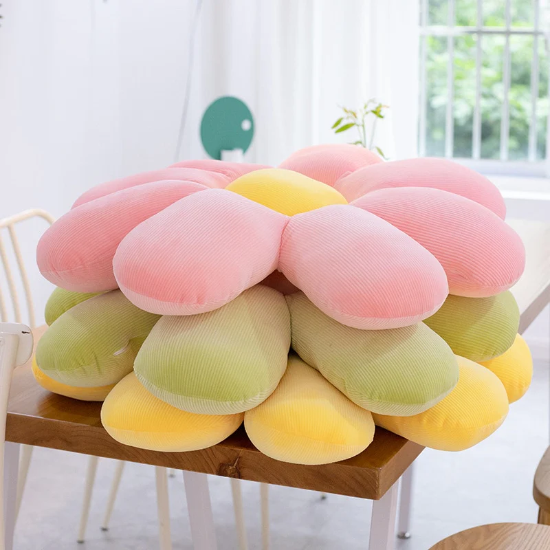 Fluffy Daisy Cushion - Image 7