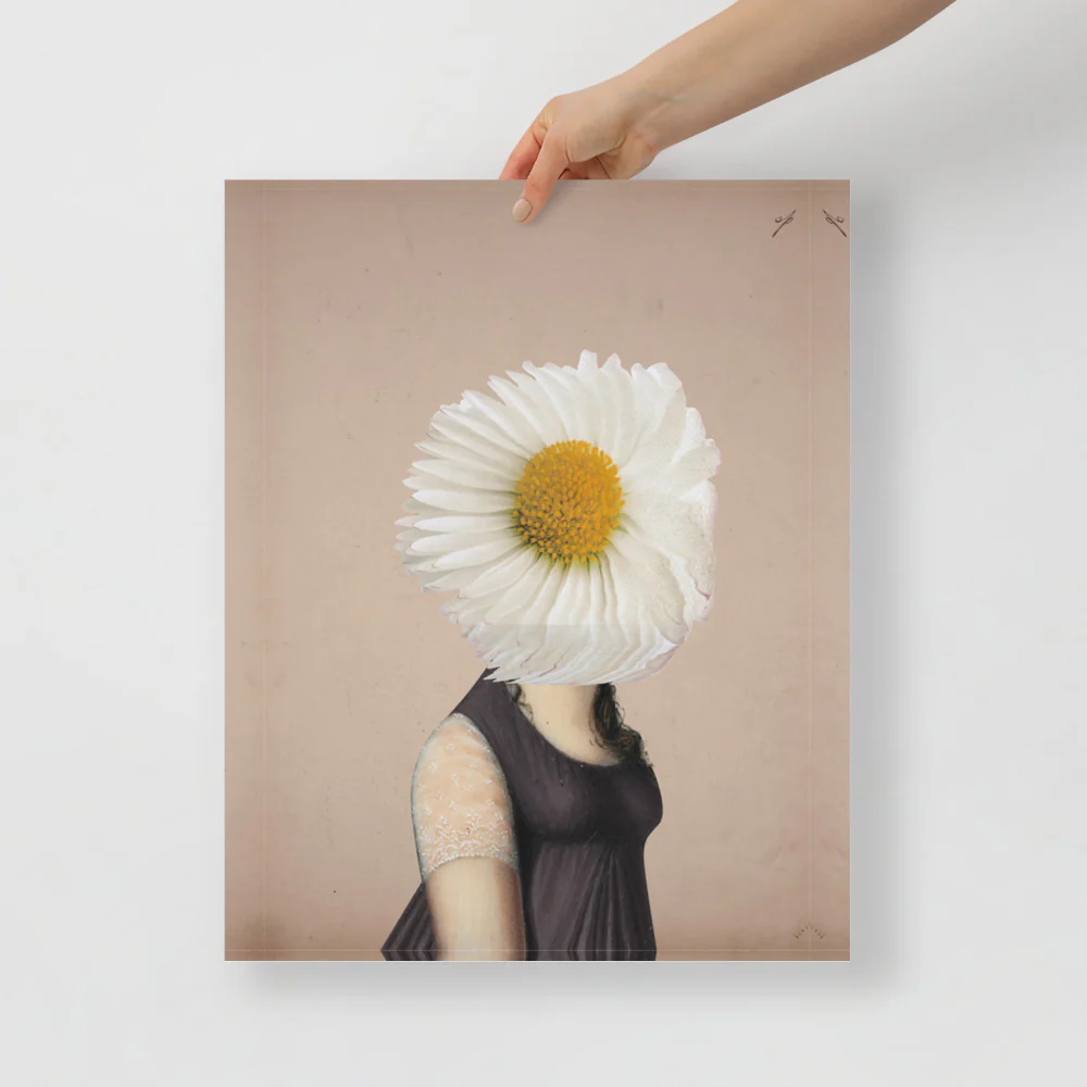 Girl With Daisy - Image 10