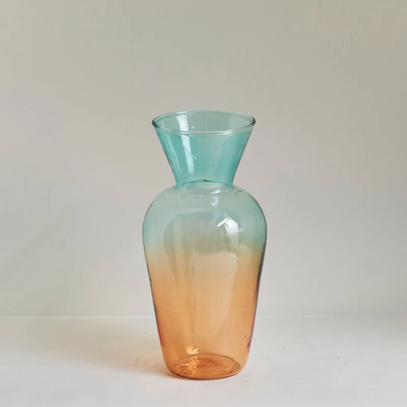 Gradient Coloured Glass Vase - Image 11