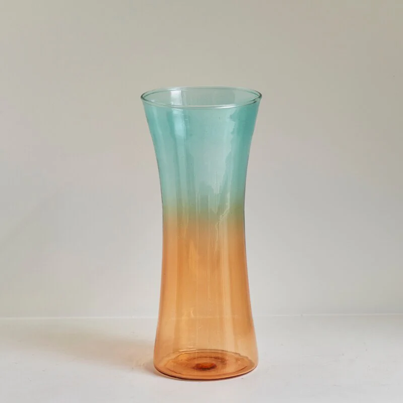 Gradient Coloured Glass Vase - Image 12