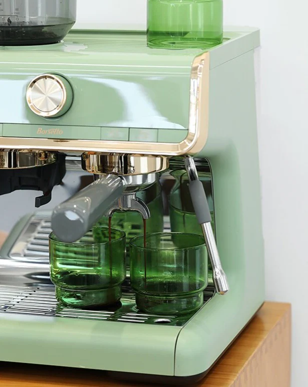 Green Glassware - Image 4