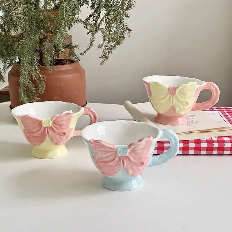 Handmade Bow Mug - Image 3
