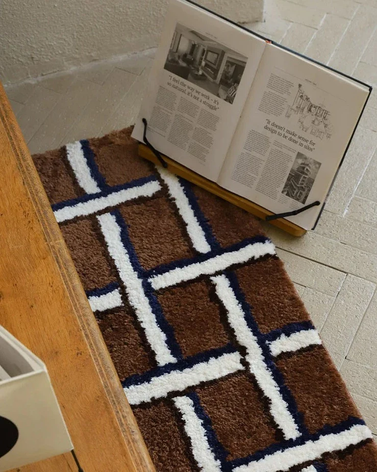 illustrative Grid Rug - Image 8