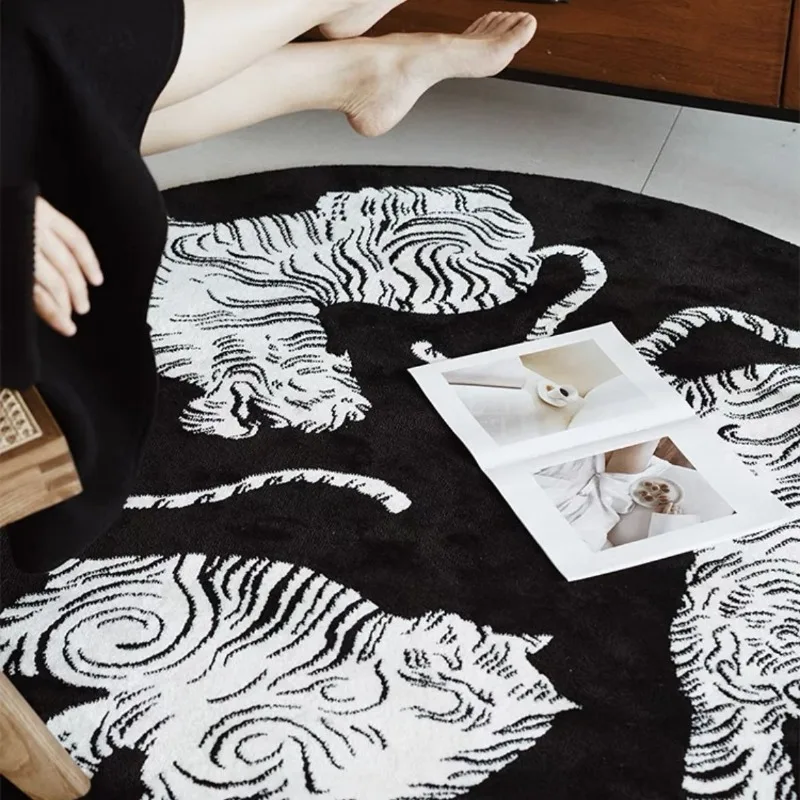 Ink Brush Tiger Rug - Image 3