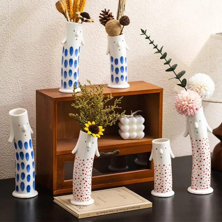 Lovely Cartoon Figures Ceramic Vase - Image 3