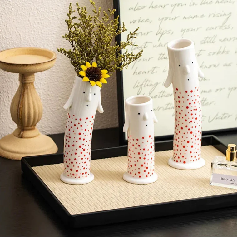 Lovely Cartoon Figures Ceramic Vase - Image 4