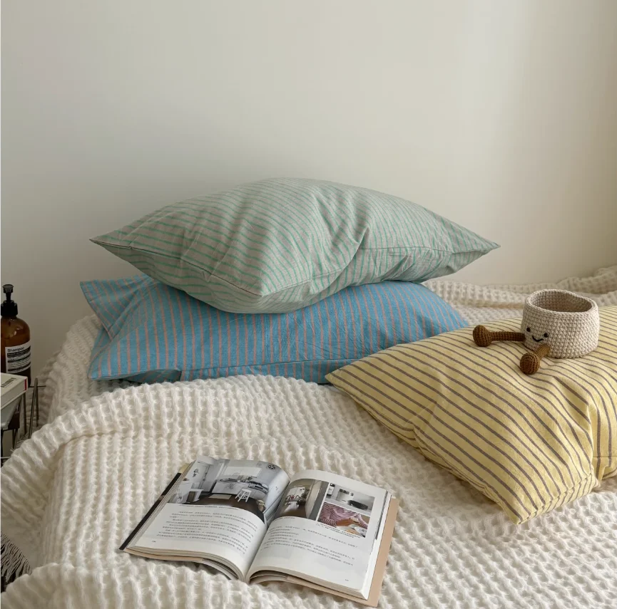Modern Simple Striped Pillowcase - Image 5