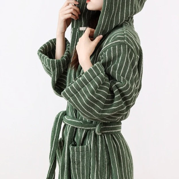 Retro Diamond Bath Robe - Image 12