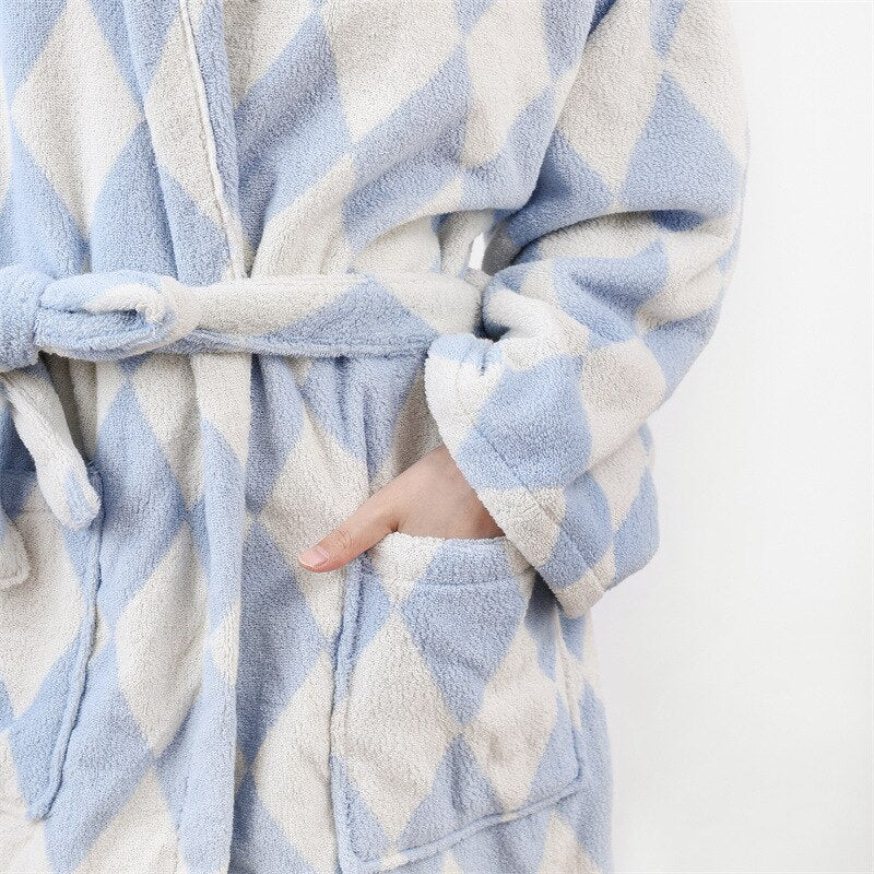 Retro Diamond Bath Robe - Image 6