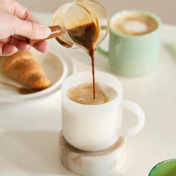 Retro Jade Glass Mug - Image 7