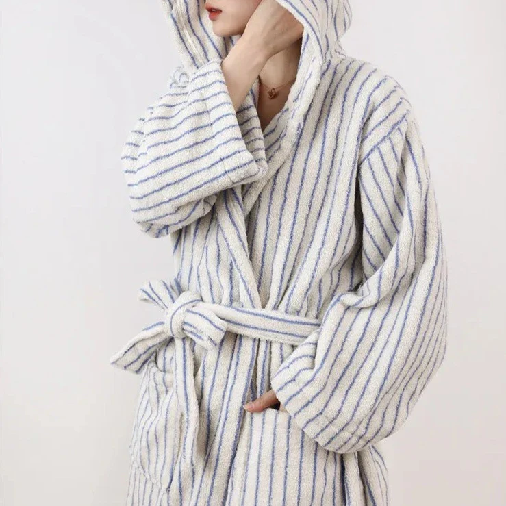 Retro Stripe Bath Robe - Image 2