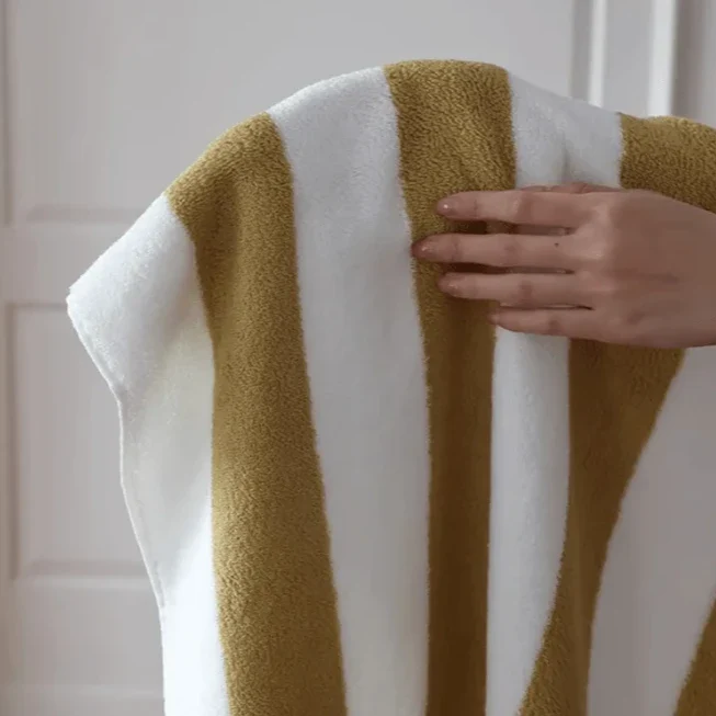 Retro Stripe Towel (Chunky) - Image 12