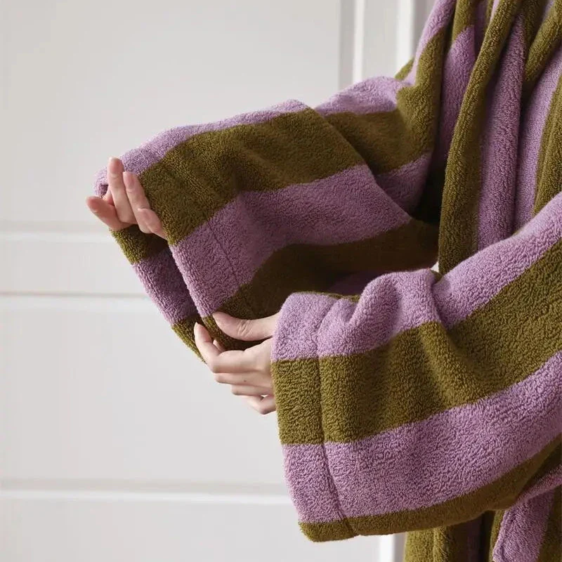 Retro Striped Cotton Bath Gown - Image 9