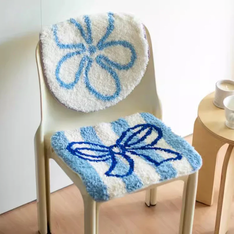 Ribbon Seat Cushion