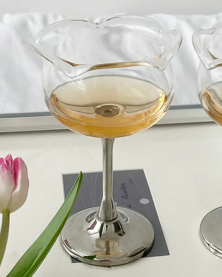 Rosy Petal-Like Glassware - Image 5