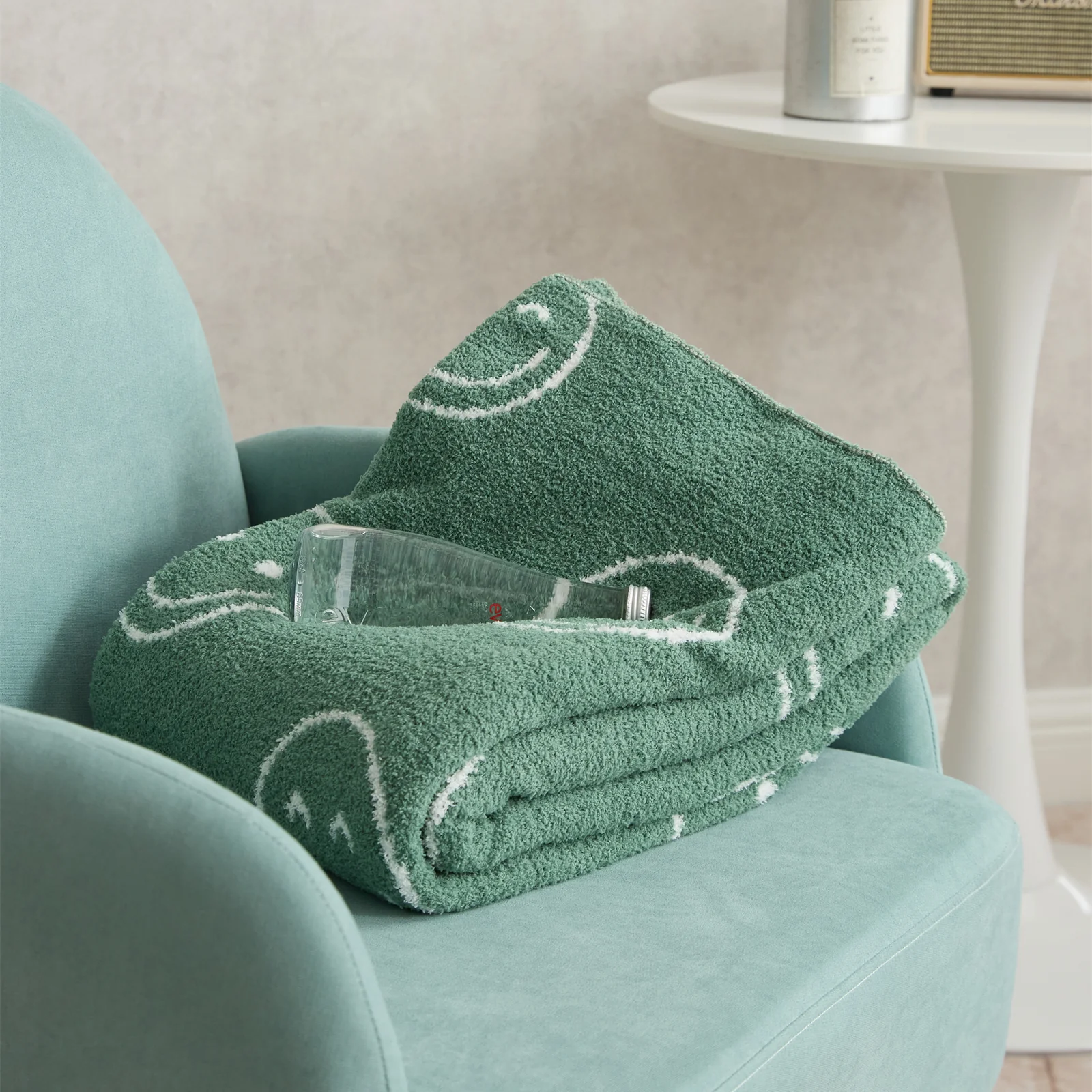 Smiley Blanket - Image 11