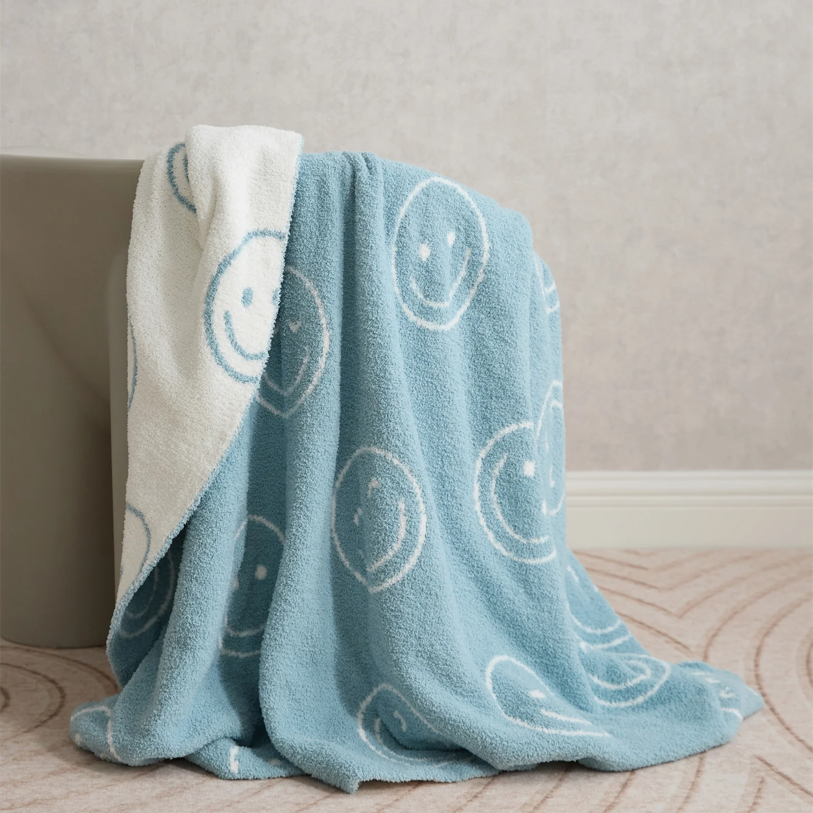 Smiley Blanket - Image 32