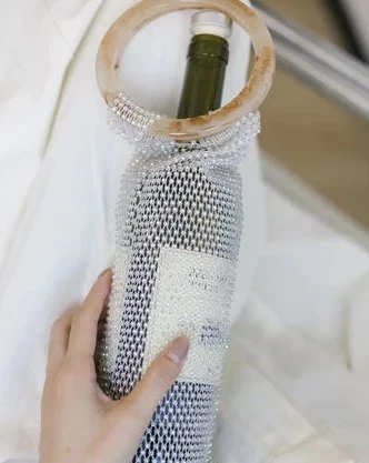 Sparkling Wine Bag - Image 12