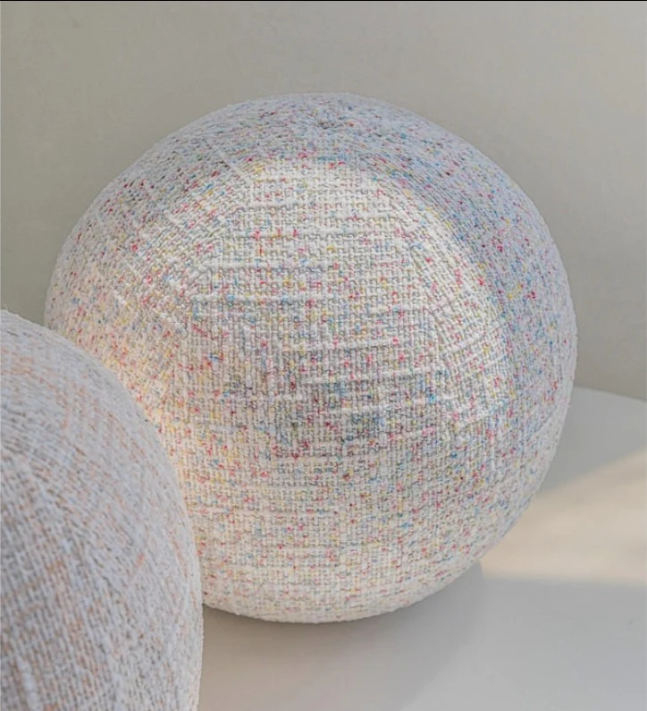 Tweed Globe Cushion - Image 5